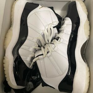 6.5 Jordan Gratitude 11s